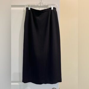 Vintage Petite Sophisticate Black Pinstripe Pencil Skirt